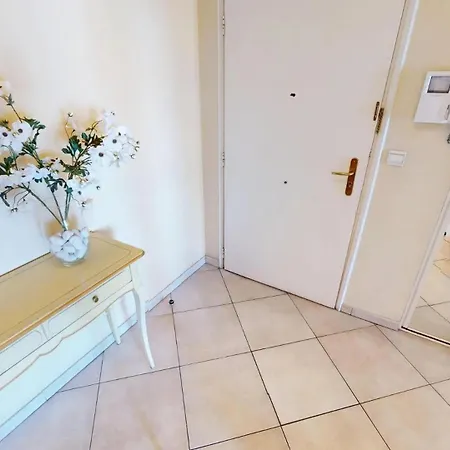117vb - Beau 2p Face Avec Terrasse Et Parking Apartamento Menton